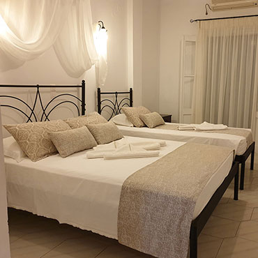 Chambre triple à Sifnos hotel Benaki